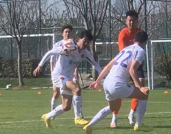 国产女人和拘做受视频免费